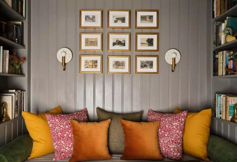 Majatalo The Ell, A Historic, Luxurious 2 Bed, 2 Bath Private Suite In Lovell