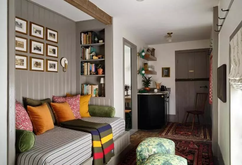 Majatalo The Ell, A Historic, Luxurious 2 Bed, 2 Bath Private Suite In Lovell