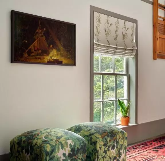 Majatalo The Ell, A Historic, Luxurious 2 Bed, 2 Bath Private Suite In Lovell