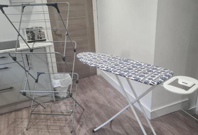 פנסיון The Great Escape