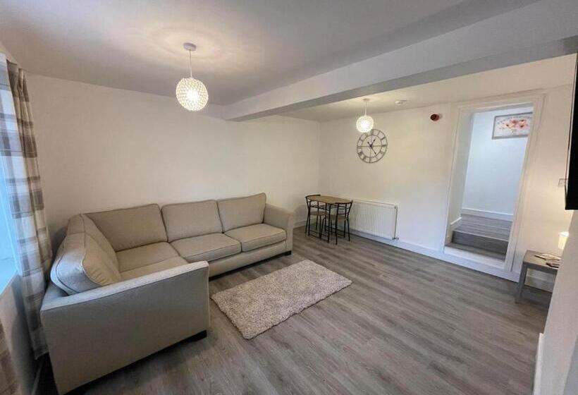 פנסיון The Great Escape