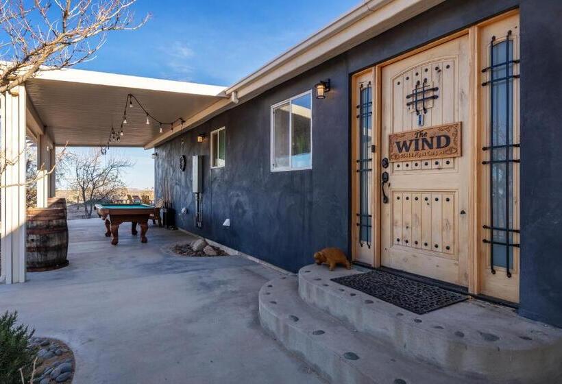 بنسيون Wind Hill