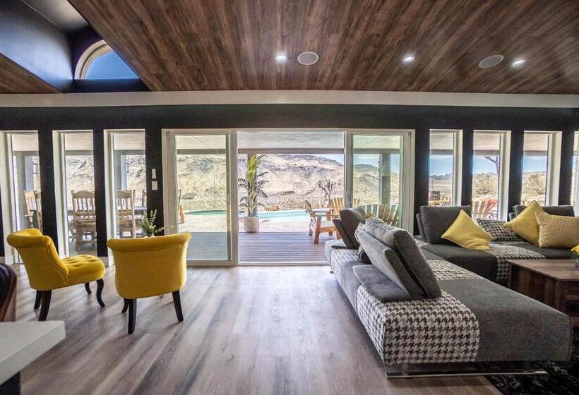 بنسيون Wind Hill