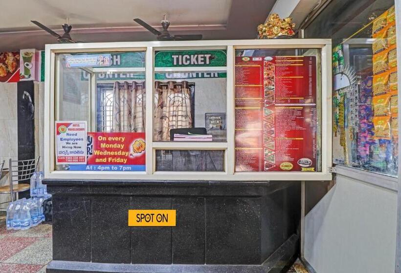 Spot On Hotel Maha Lakshmi