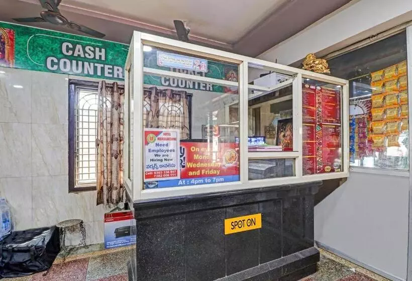 Spot On Hotel Maha Lakshmi