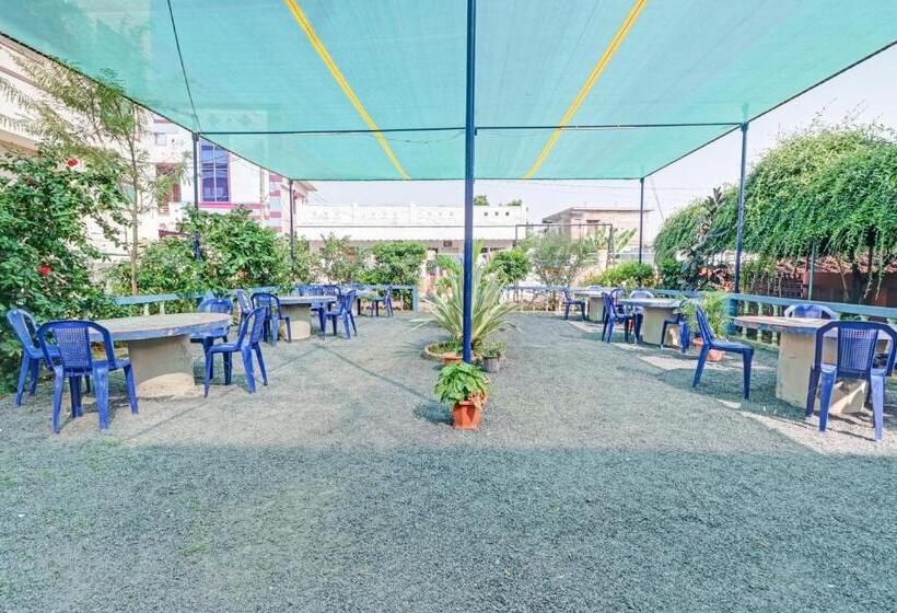 Spot On Hotel Maha Lakshmi