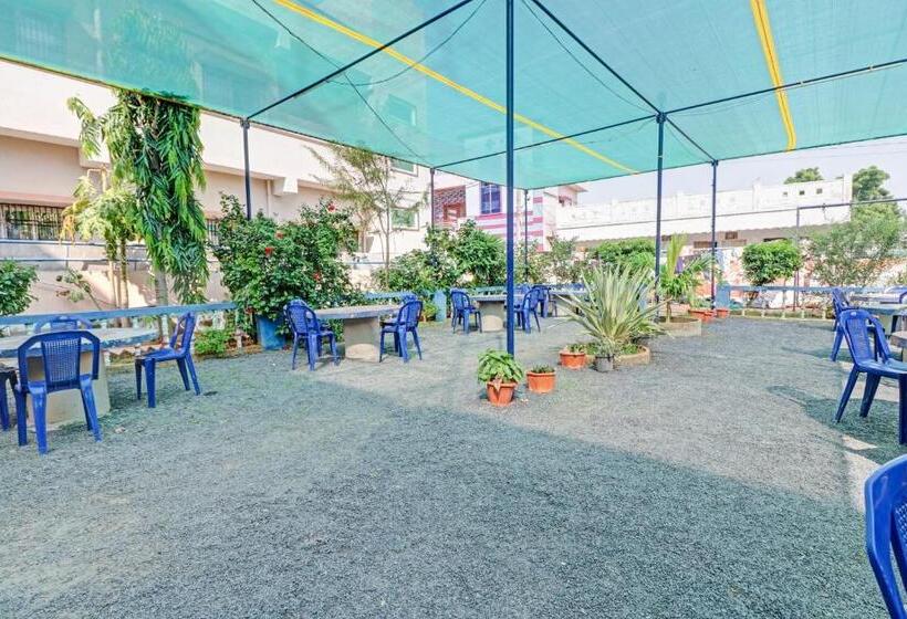 Spot On Hotel Maha Lakshmi