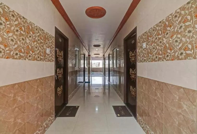 Spot On Hotel Maha Lakshmi