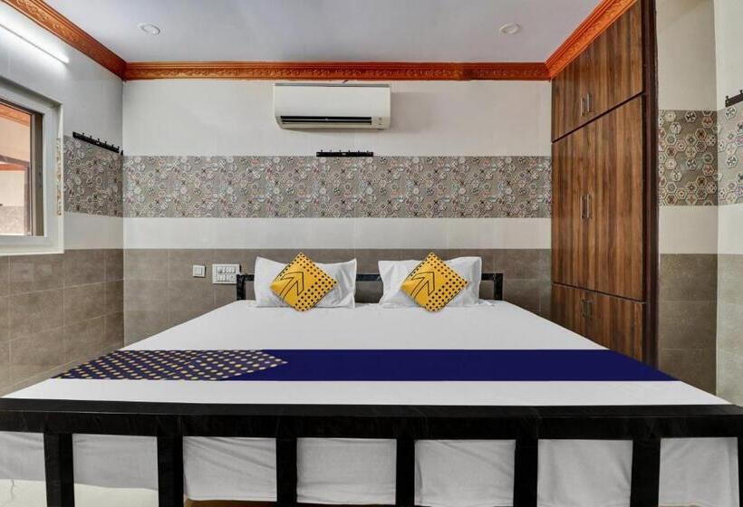 Spot On Hotel Maha Lakshmi