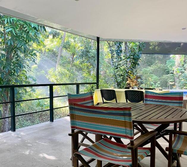 Balai Benedicere Bed & Breakfast