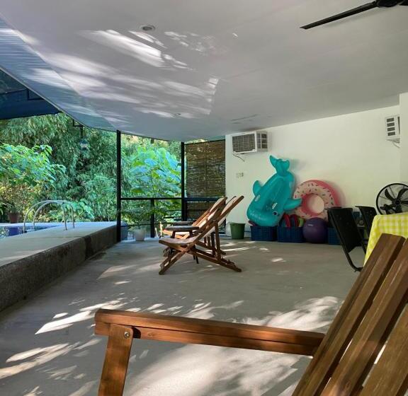 Balai Benedicere Bed & Breakfast