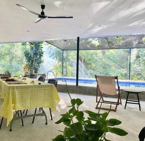 Balai Benedicere Bed & Breakfast