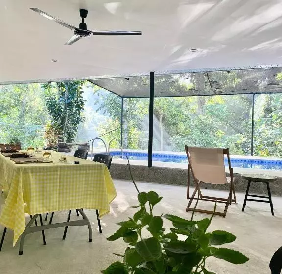 Balai Benedicere Bed & Breakfast