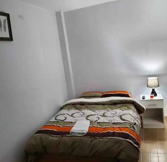 Aamiaismajoitus (B&B) Alemar S House