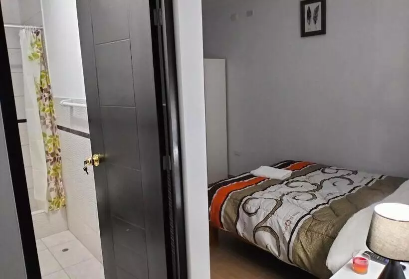 Aamiaismajoitus (B&B) Alemar S House