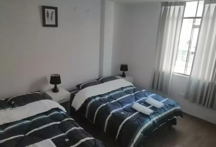 Aamiaismajoitus (B&B) Alemar S House