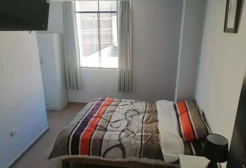 Aamiaismajoitus (B&B) Alemar S House