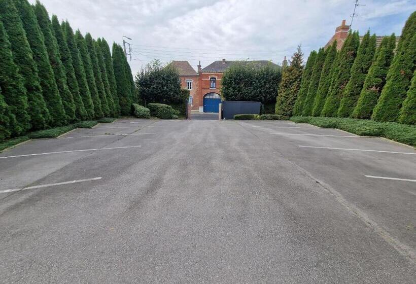 مبيت وإفطار Le Domaine De La Rhonelle