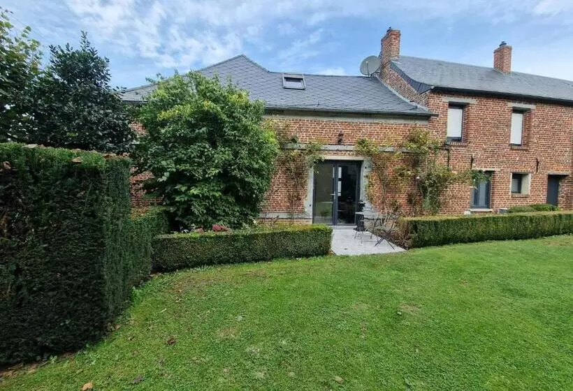 Aamiaismajoitus (B&B) Le Domaine De La Rhonelle