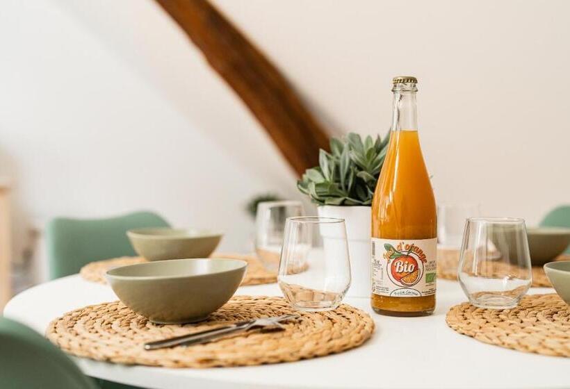 مبيت وإفطار Le Domaine De La Rhonelle