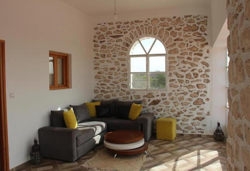 住宿加早餐  Les Jardins Fleuris