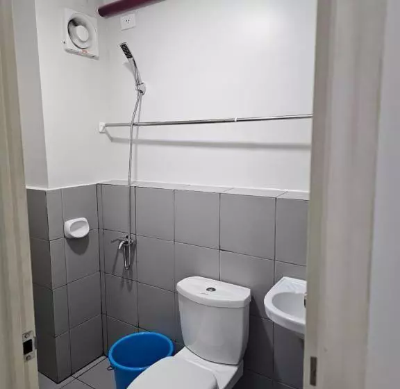 ホテル Condo Banilad Deca Homes
