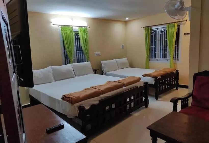 Hotelli Cottage Garden Deepikas