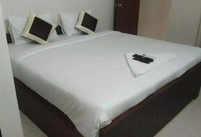 ホテル Fabexpress Epic Residency   Nr Dlf It Park & Chennai Trade Center