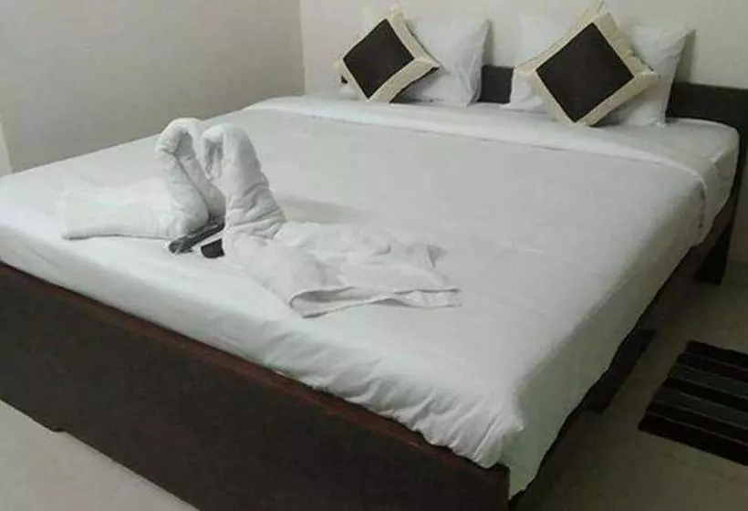 ホテル Fabexpress Epic Residency   Nr Dlf It Park & Chennai Trade Center