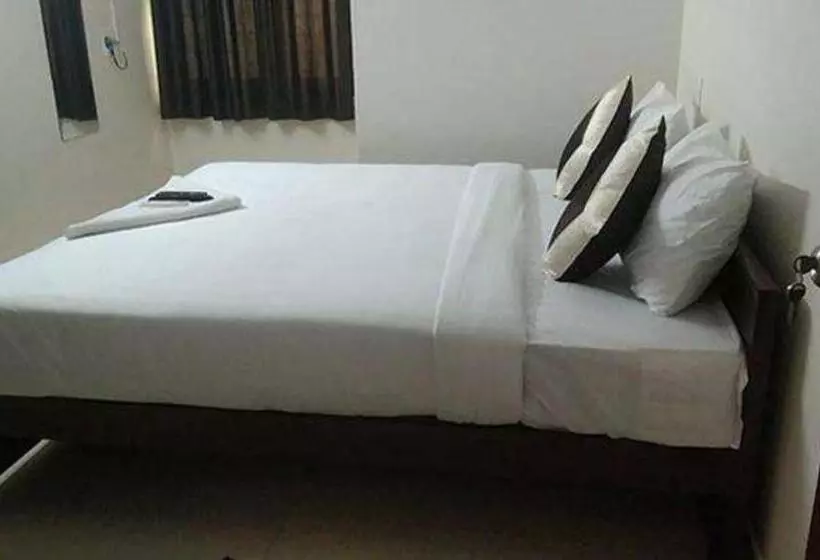 ホテル Fabexpress Epic Residency   Nr Dlf It Park & Chennai Trade Center