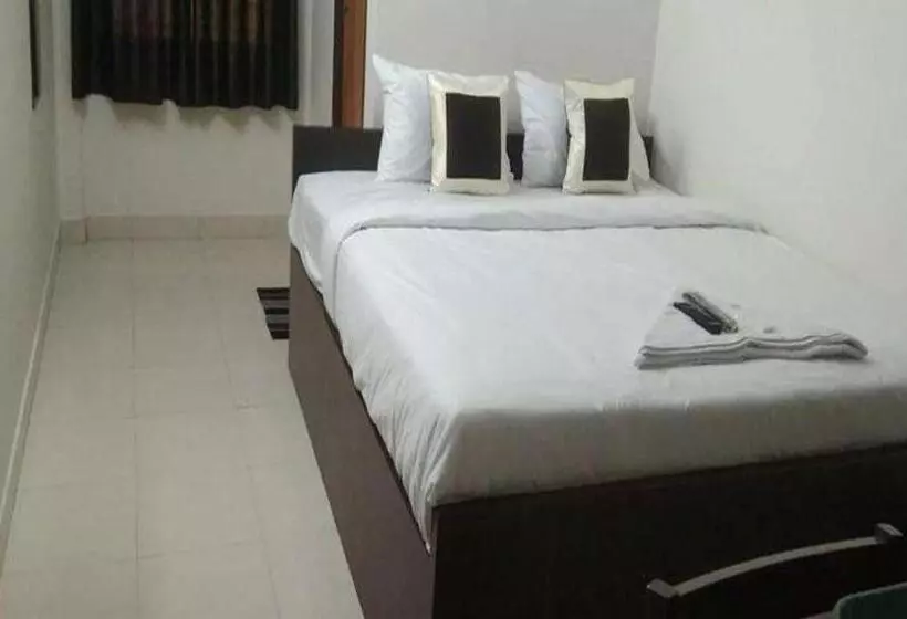 ホテル Fabexpress Epic Residency   Nr Dlf It Park & Chennai Trade Center