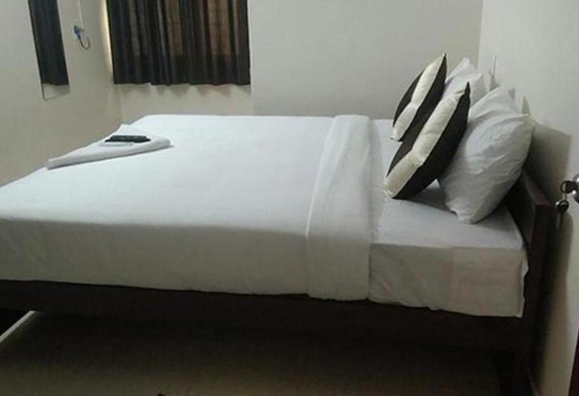 Hotel Fabexpress Epic Residency   Nr Dlf It Park & Chennai Trade Center