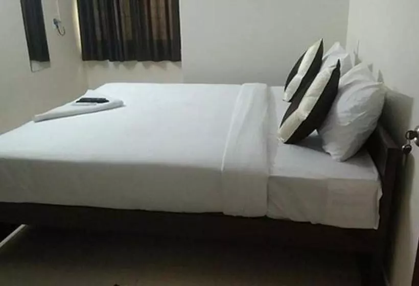 ホテル Fabexpress Epic Residency   Nr Dlf It Park & Chennai Trade Center