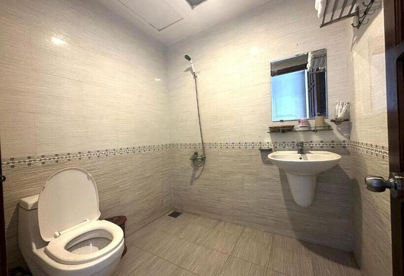 هتل Oyo 1201 Huy Hoang