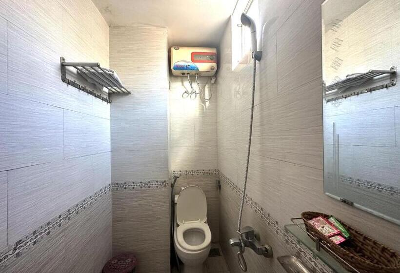 هتل Oyo 1201 Huy Hoang