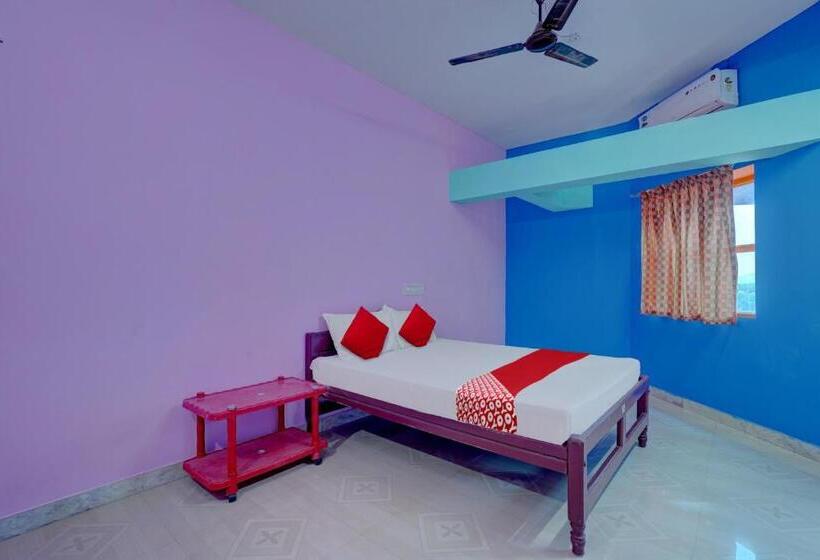 Hotel Oyo Flagship Kallalagar