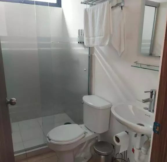 Loes Departamentos & Suites