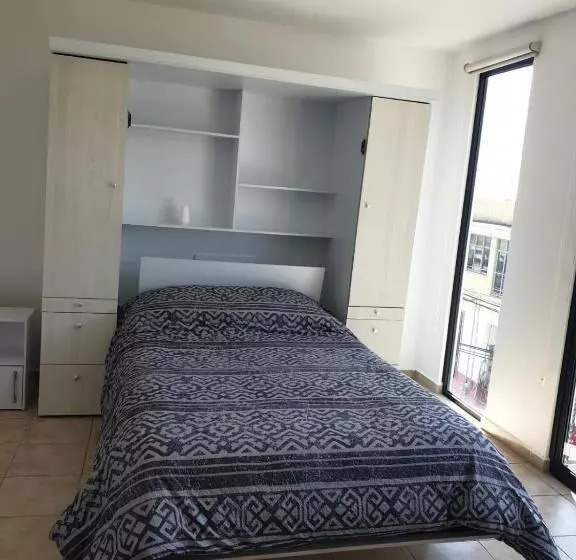 Loes Departamentos & Suites