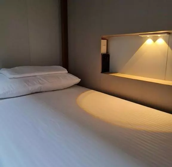 Ooni Hostel Moalboal