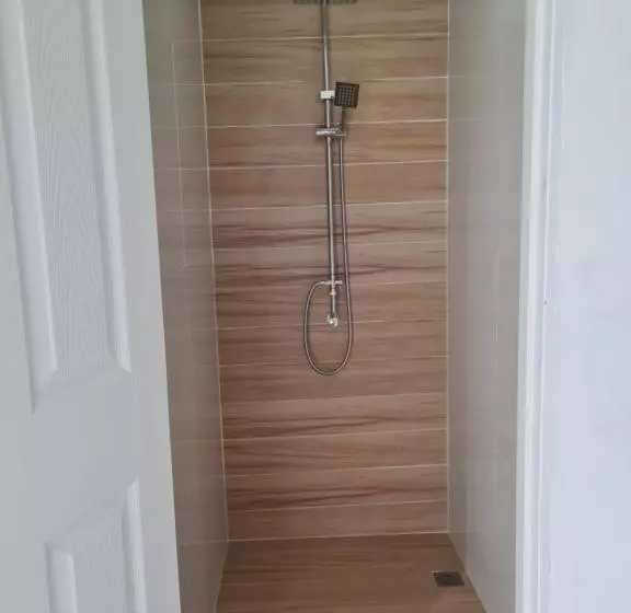 Ooni Hostel Moalboal