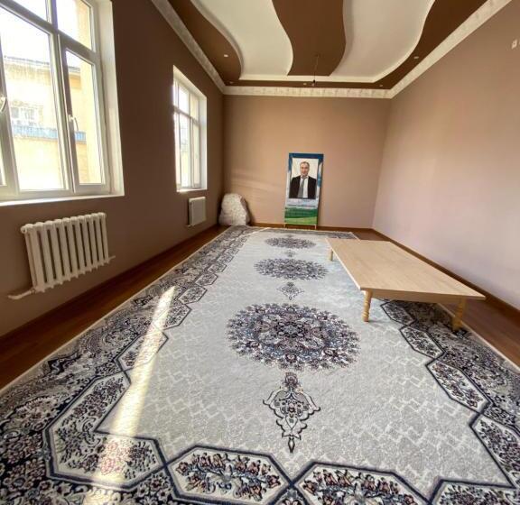 پانسیون 2х этажный бежевый жилой дом