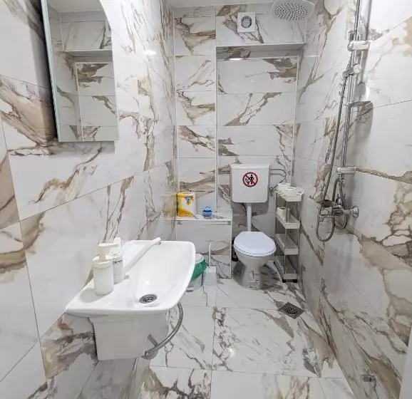 پانسیون Apartments Victory