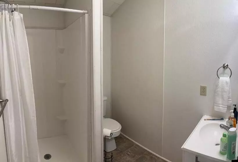 Majatalo Cypress Landing Cabins