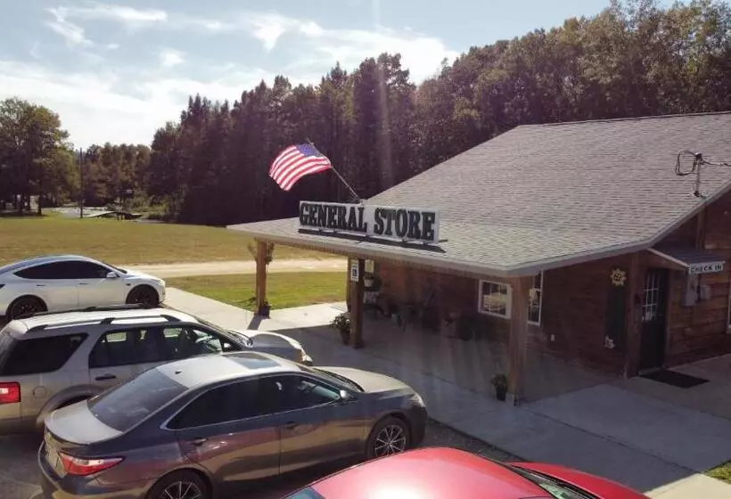 Majatalo Cypress Landing Cabins