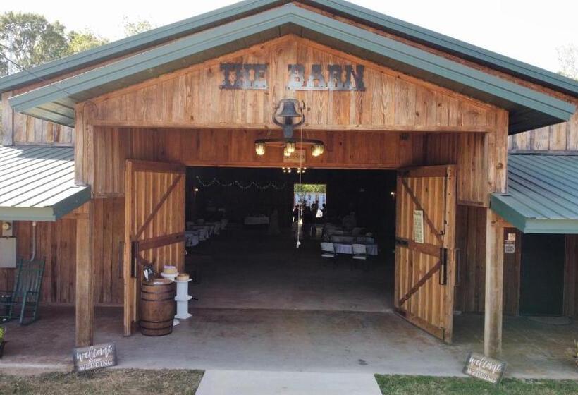 膳宿费 Cypress Landing Cabins