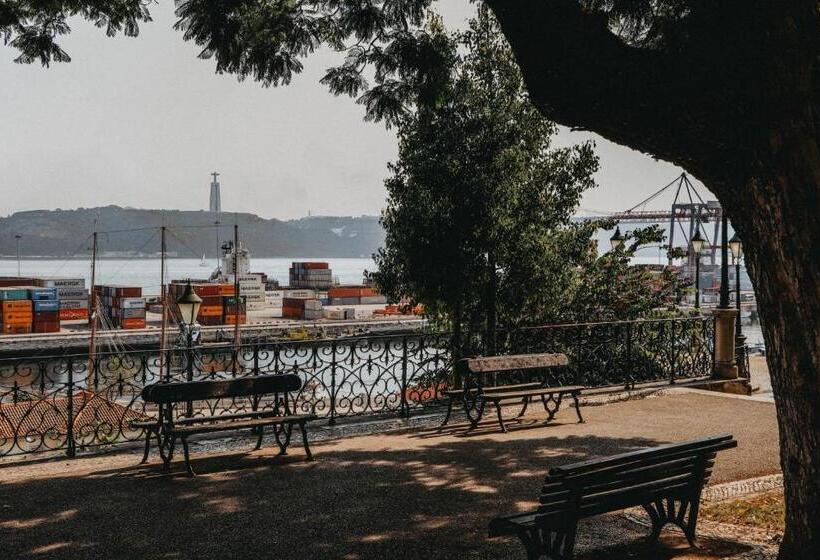 Pensionat Embassy Arriaga Private Elegance Rooms In Stylish Shared Apartment