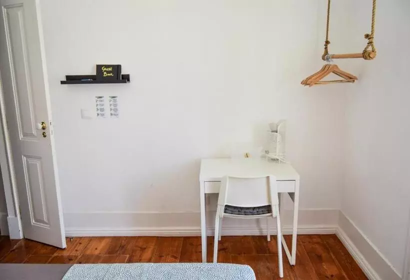 پانسیون Embassy Arriaga Private Elegance Rooms In Stylish Shared Apartment
