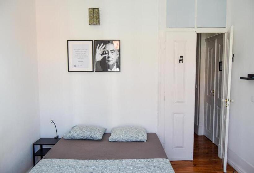 Pensionat Embassy Arriaga Private Elegance Rooms In Stylish Shared Apartment