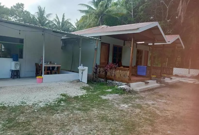 ペンション Renata Cottage