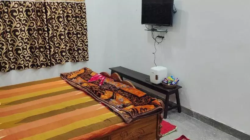 Pension  Shyam Kunj